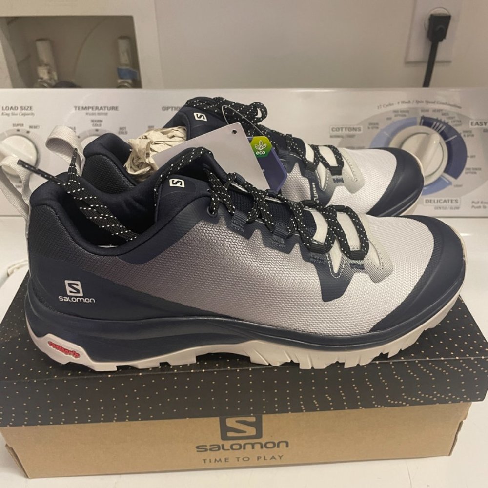 Salomon Womens Vaya Size 8.5 Hiking Sneakers 413017 Lunar Rock Night Sky NIB